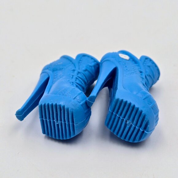 Monster High Ghoulia Yelps Scaris City Of Frights Shoes Replacement Blue White R - Picture 10 of 10
